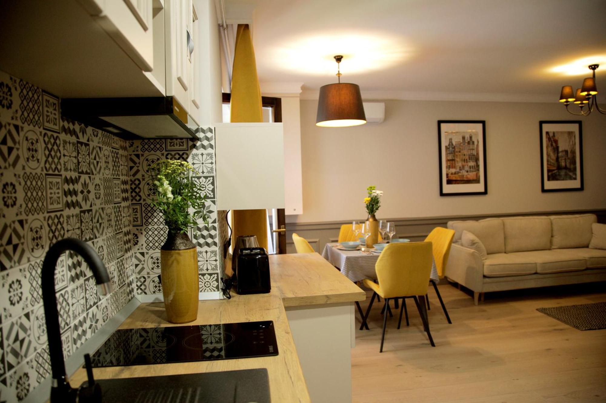 Central Boutique Apartments Sighişoara Habitación foto
